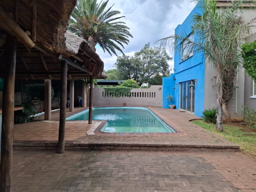 5 Bedroom Property for Sale in Fichardt Park Free State